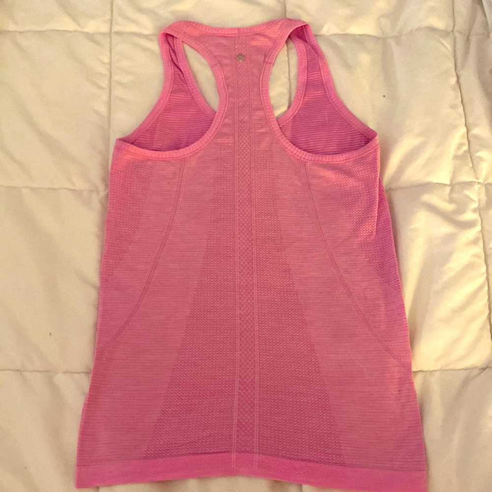 Lululemon tank